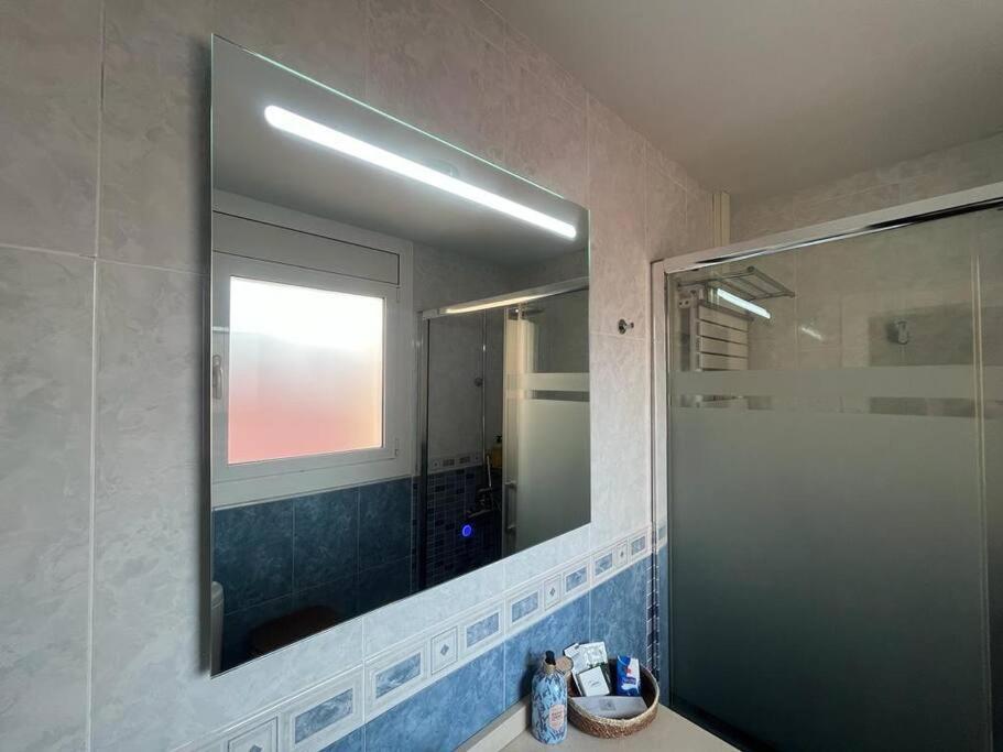 Atico Luminoso Centrico Y Comodo Apartment Figueres  Bagian luar foto